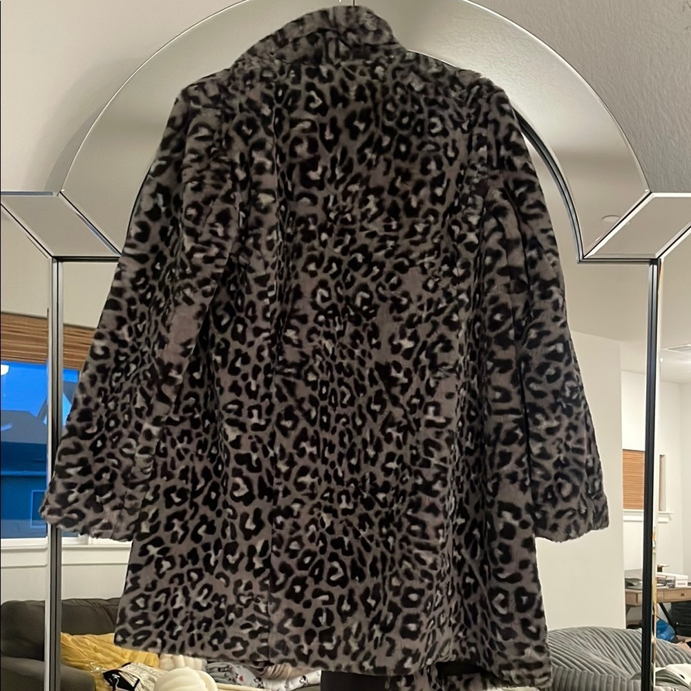 LOFT Gray Leopard Print Teddy Jacket - Picture 2 of 7